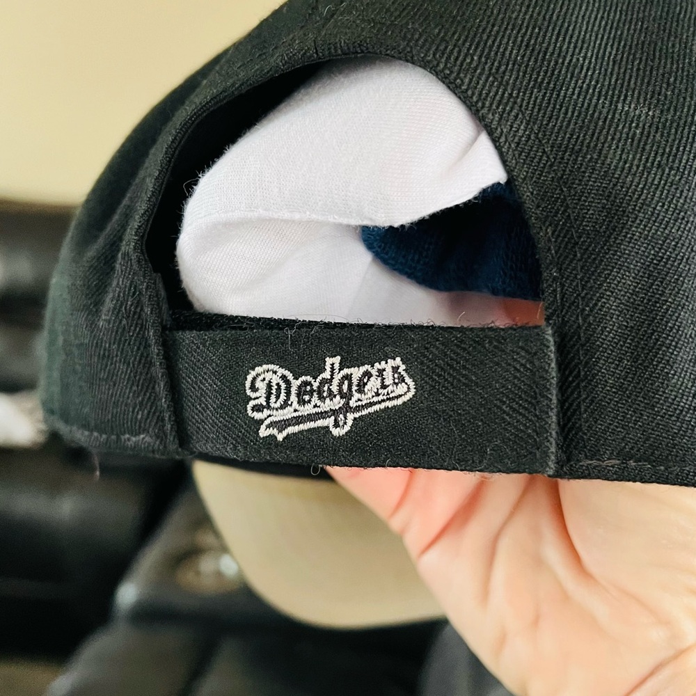 Black LA Logo Cap - Picture 2 of 2